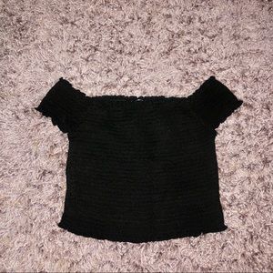 OFF THE SHOULDER CROP TOP